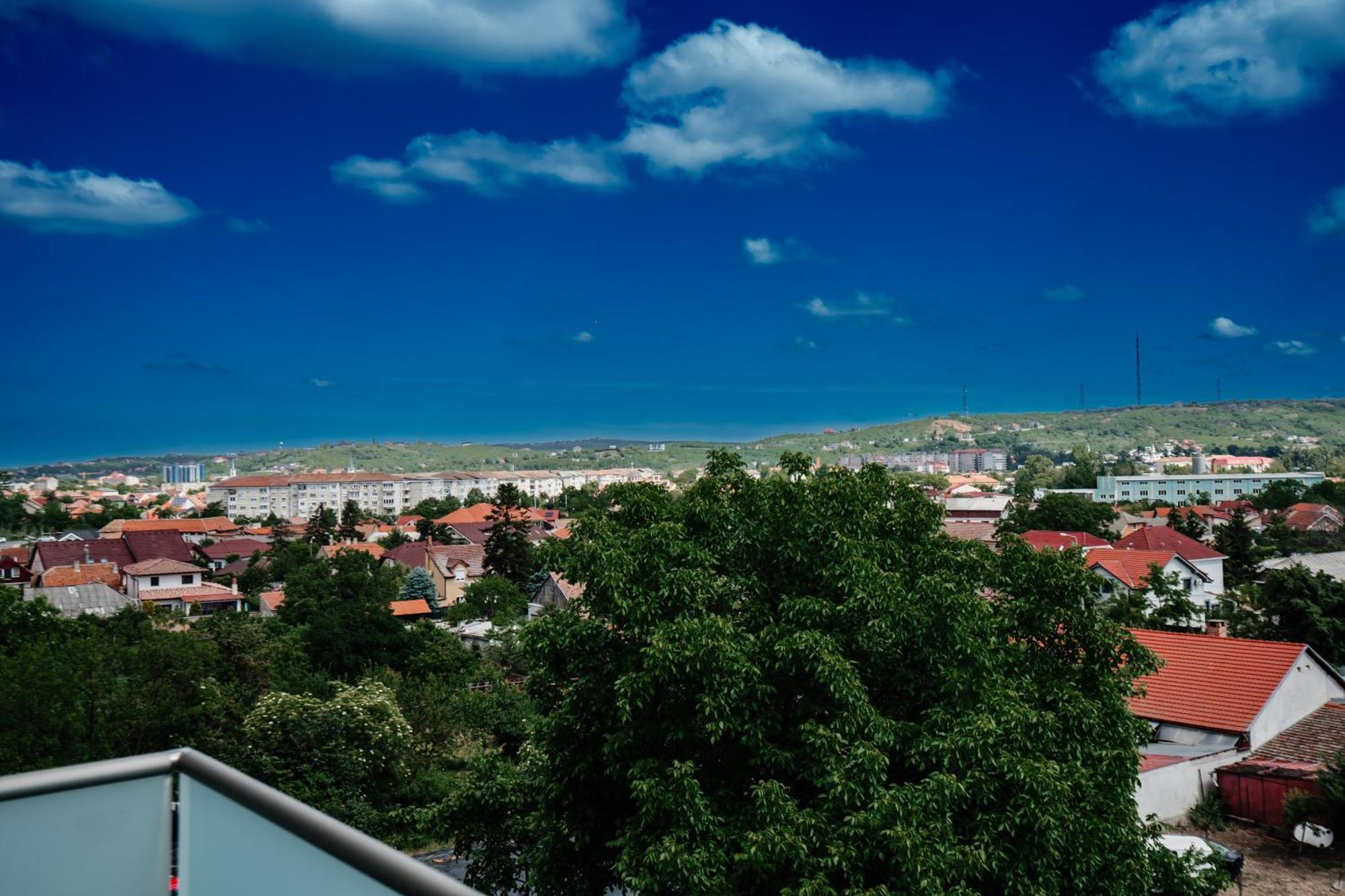 Sunrise View Apartment Oradea Exterior foto