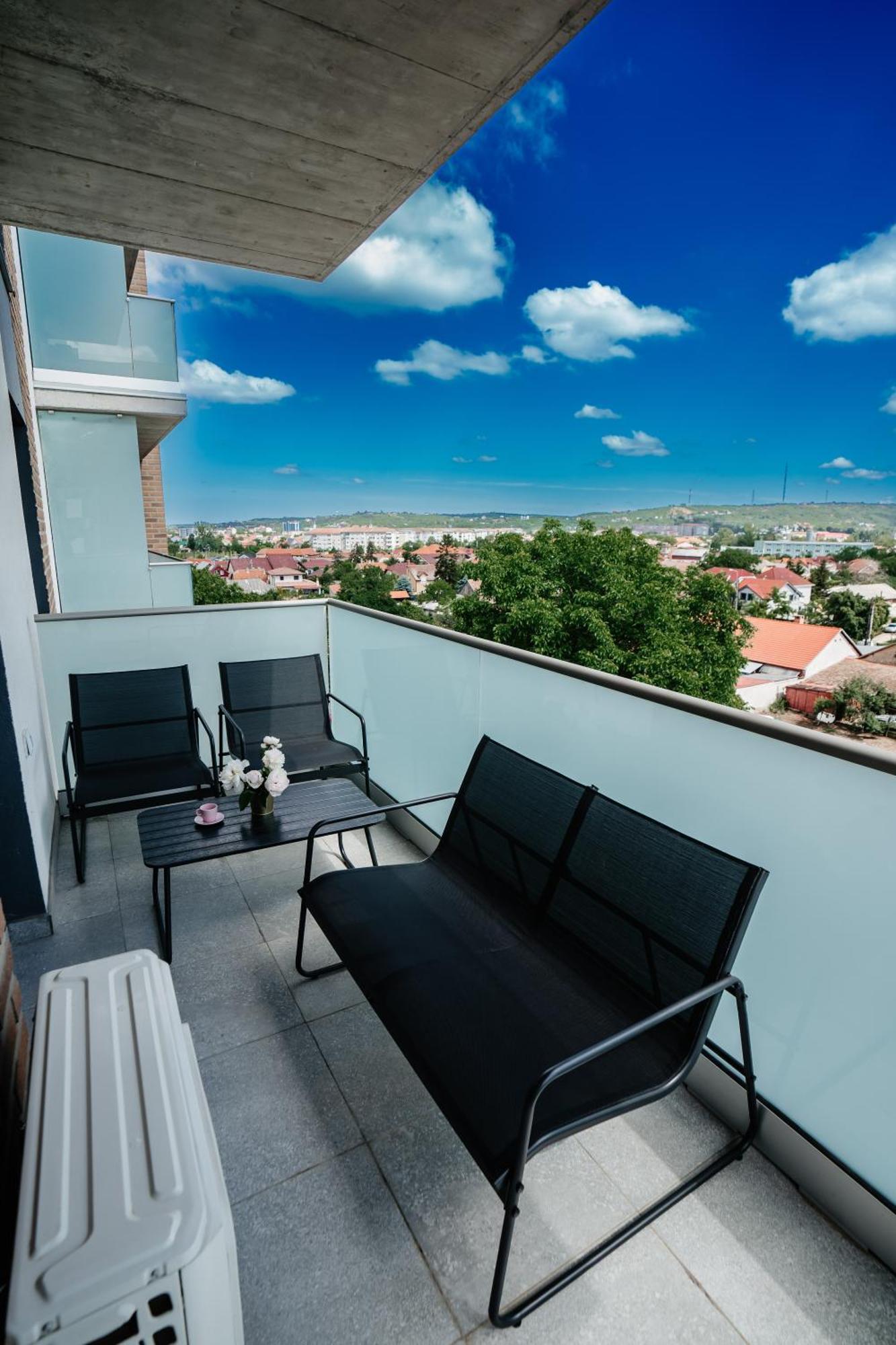 Sunrise View Apartment Oradea Exterior foto